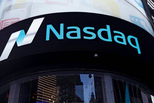 NASDAQ отскочил от рекордных значений