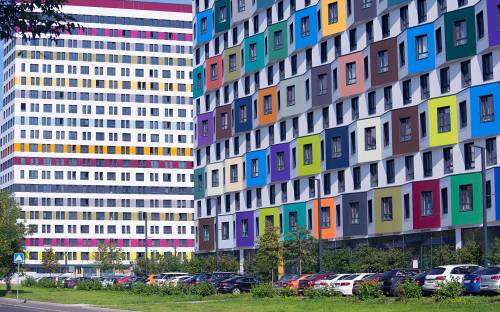 Названы округа Москвы, где новостройки стоят дороже вторичного жилья