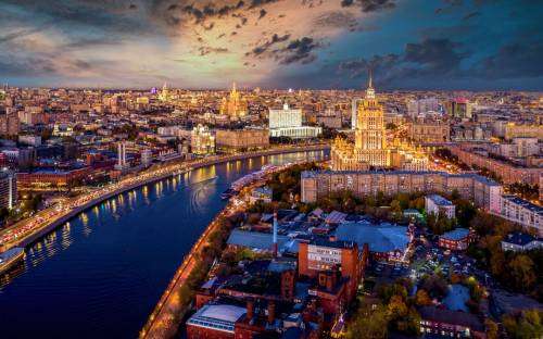 Названы районы Москвы с максимальным снижением цен на жилье в мае