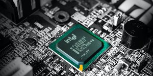 Intel може стати якірним інвестором Arm (Фото:Slejven Djurakovic  Unsplash)