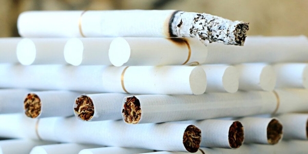 Депутати вирішили не забороняти рекламну викладку сигарет (Фото:klimkin / Pixabay)