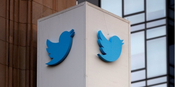 Twitter (Фото:REUTERS/Stephen Lam/File Photo)