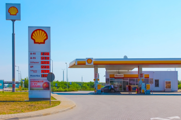 Одна із заправок Shell у Києві. Держава може націоналізувати ще одну мережу автозаправок – Shell. /Shutterstock