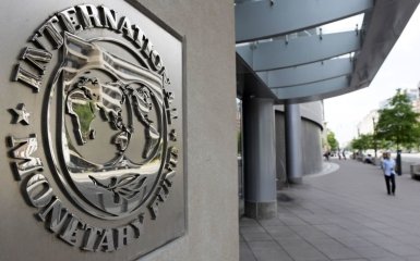 МВФ розблокував транш на майже мільярд доларів для України