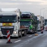 Польські фермери припинили блокувати руху вантажного транспорту на одному з КПП