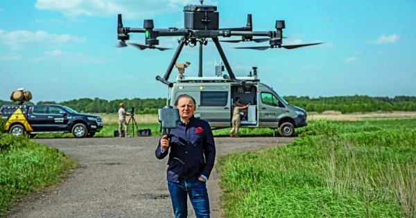 Засіб РЕБ, який збиває дрони: як працює польська система боротьби з дронами Hawk?