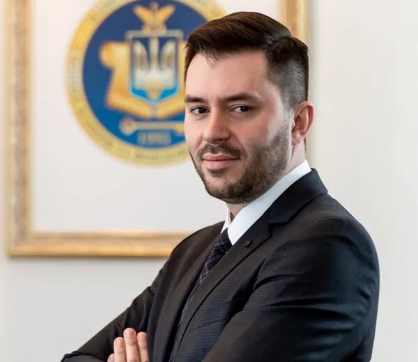 ЕП: Офіс президента шукає заміну голові фондового регулятора…