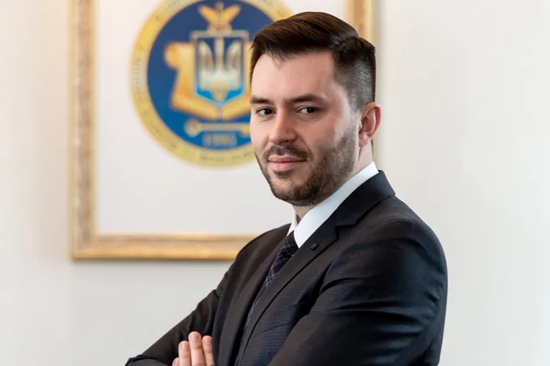 ЕП: Офіс президента шукає заміну голові фондового регулятора через скарги…