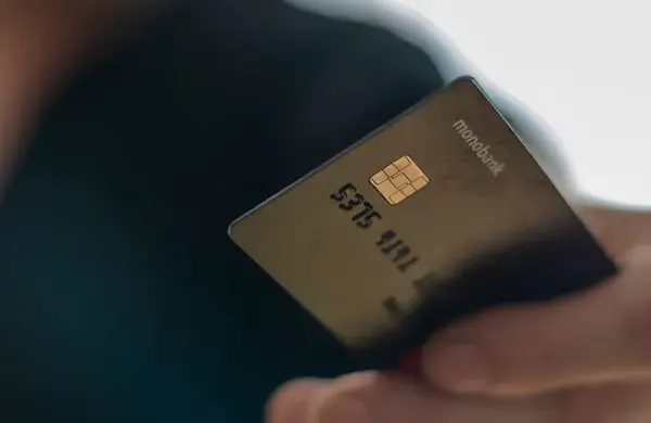 monobank спростив оплату за реквізитами: допоможе ШІ