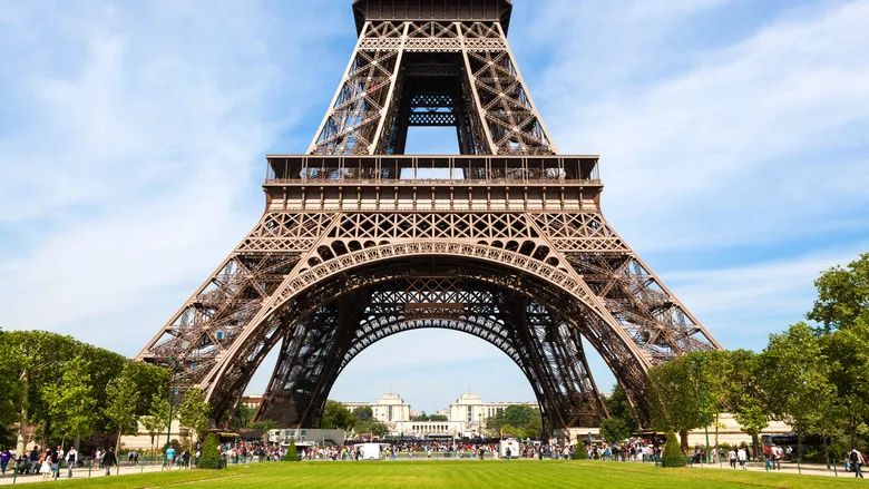 FT: Франція схвалила ідею репараційного кредиту, але проти участі своїх банків у схемі