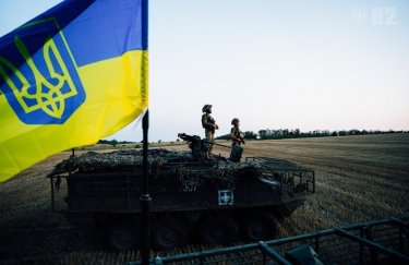 Виплати українським військовим: посадові оклади, премії та винагороди