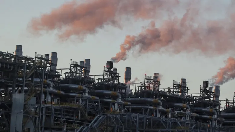 Росія скоротила видобуток нафти до мінімуму за півтора року через&hellip;