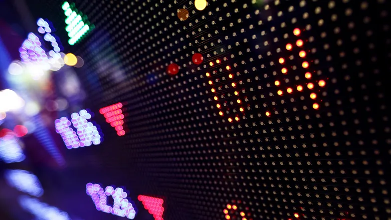 Паніка на біржах. Торги в Азії закрилися обвалом, Європа теж падає