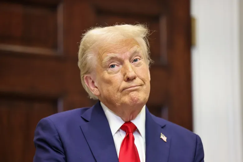 "Іноді потрібні ліки, щоб щось виправити". Трамп прокоментував обвал ринків через мита