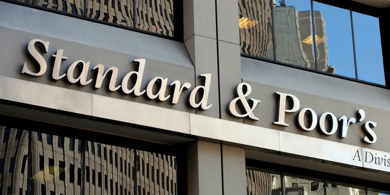 S&amp;P підвищило кредитний рейтинг України до "CCC+" після реструктуризації боргу