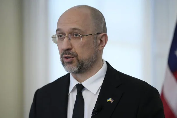 Прем’єр-міністр Денис Шмигаль закликав звернути увагу на п’ять найперспективніших секторів / © Associated Press