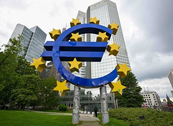 Рада Євросоюзу підтримала запуск цифрового євро з гарантією “права на&hellip;