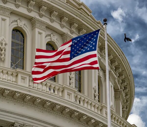 У США закінчився чотириденний шатдаун: демократи проголосували разом з республіканцями