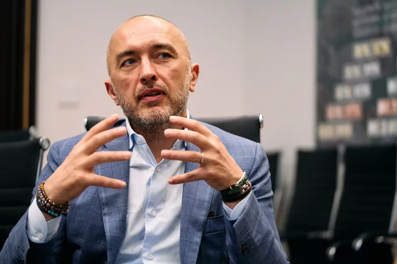 “Нормальний регуляторний діалог”. Пишний заперечив конфлікт із Revolut