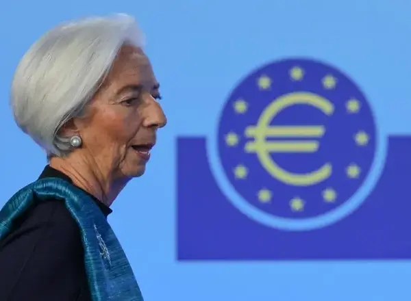 FT: Лагард може достроково залишити ЄЦБ, щоб її…