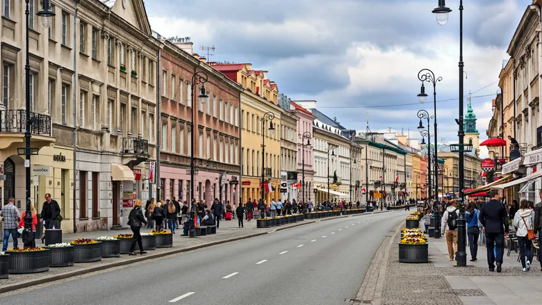 Від’їзд українців став одним із ризиків для економіки Польщі