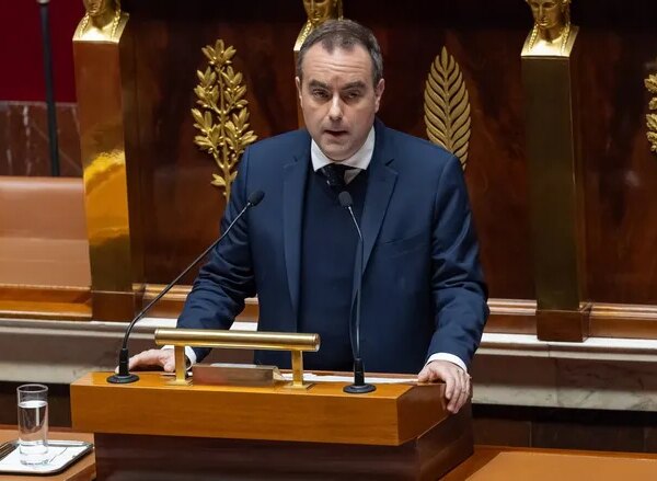 Франція нарешті ухвалила бюджет-2026: уряд Лекорню уникнув відставки