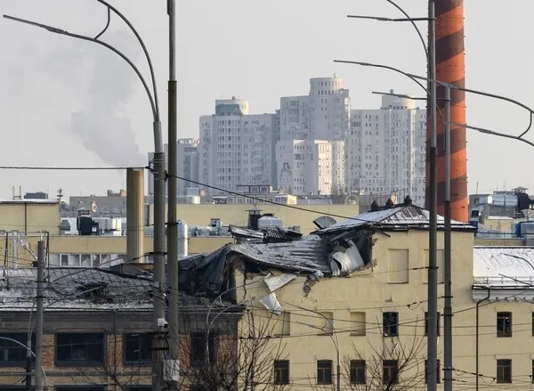 Російські обстріли призвели до падіння ВВП України в січні: оцінка