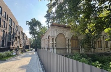 У Києві продають історичну садибу-пам’ятку за $475 000…