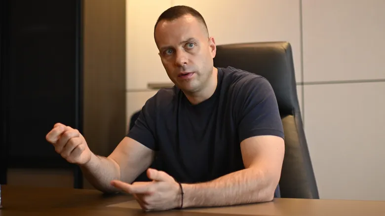 Бізнесмен Шкіль, який будує метро у Києві, хоче купити банк