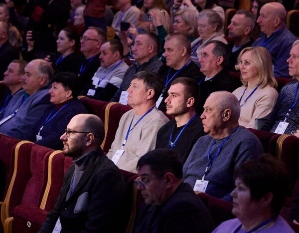 Старости Харківщини зібралися на форум (фото)