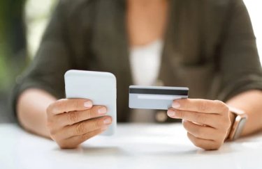 Перекази грошей в Україні у 2025 році: внутрішні та міжнародні потоки