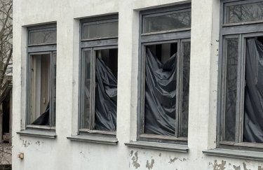 Внаслідок атаки дронів пошкоджено будівлю податкової на Одещині