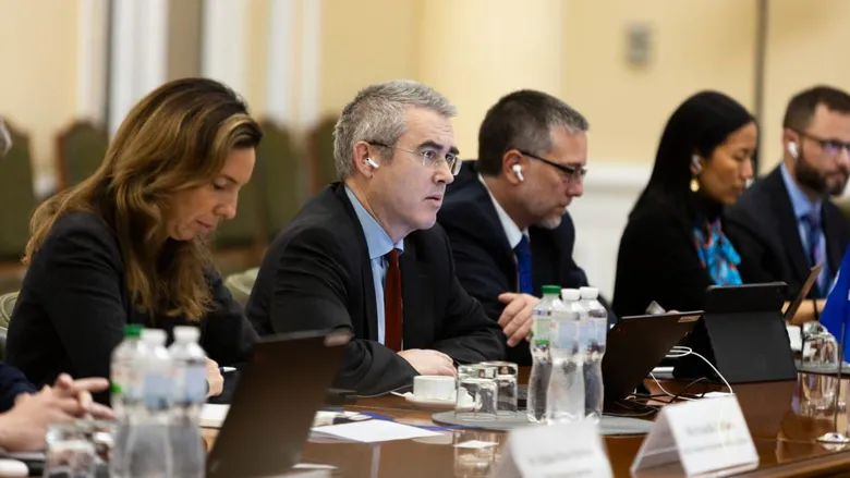 Bloomberg: МВФ стурбований через кризу в Раді, готуються зустрічі з депутатами