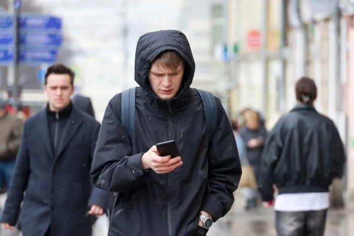 У Москві перебої з інтернетом. Містянам радять орієнтуватися за сонцем та зірками