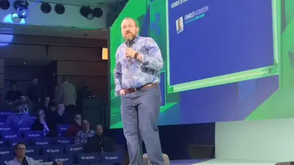 Засновник Cardano назвав законопроект про американську крипторинку сміттям