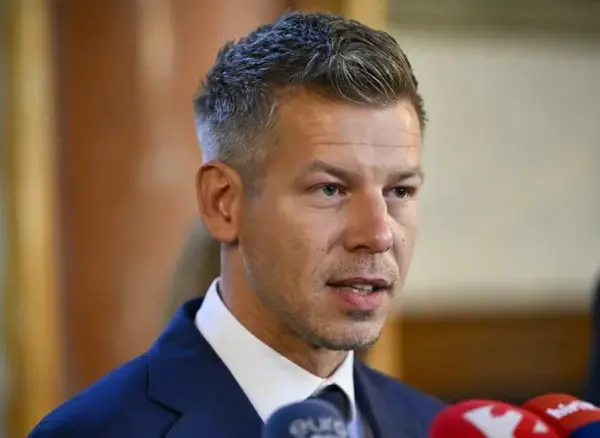 Зеленський заявив, що хотів би повернення грошей Ощадбанку,&hellip;