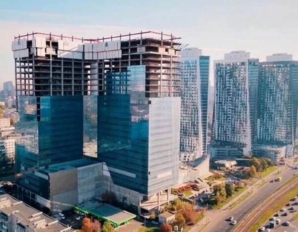 Довгобуд Sky Towers продано з шостої спроби: хто&hellip;