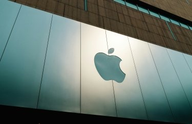 Apple звітує про рекордні $111 млрд доходу та зростання продажів iPhone