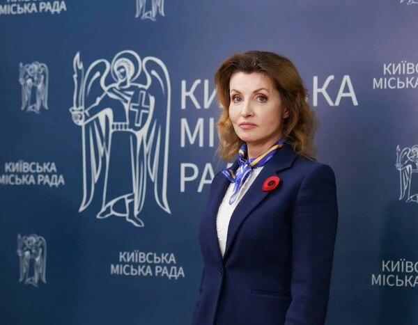 Дружина Порошенка обростає фірмами з екзотичними назвами