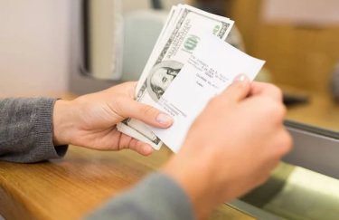 Нацбанк встановив офіційний курс на вихідні / Depositphotos обмін валют