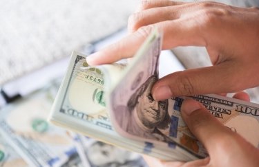 Нацбанк встановив офіційний курс долара на 2 червня / Freepik долар