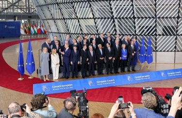 Країни ЄС не можуть домовитись, що робити з 6,6 млрд євро з Європейського фонду миру, які розблокувала Угорщина. Фото: facebook.com/EuropeanCommission Єврокомісія