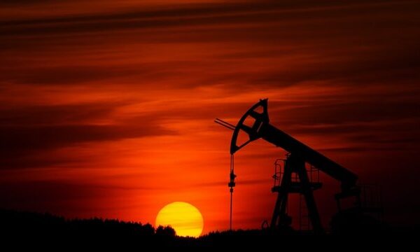 Знижка на російську нафту для Індії скоротилася до $1-2 за барель через побоювання щодо поставок з Близького Сходу