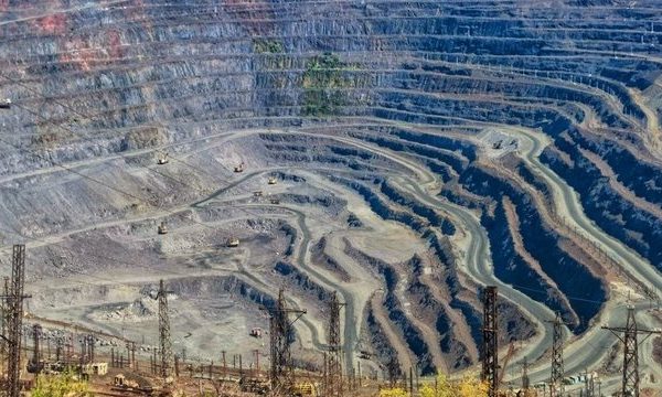 Південний ГЗК частково призупиняє роботу через атаки агресора на цивільні торговельні судна