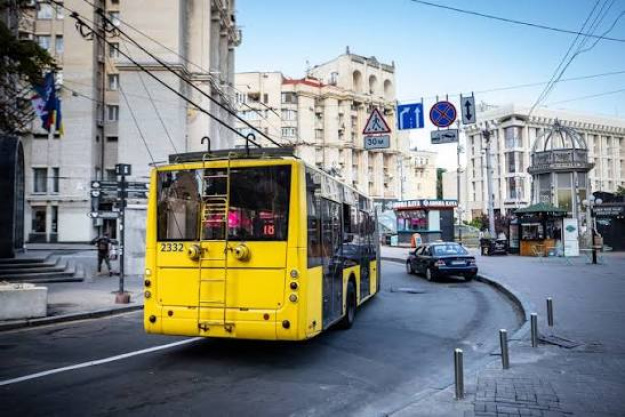 Економіка київського проїзду: чому підвищення тарифів б’є по комунальному транспорту…