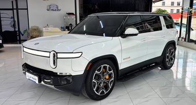 Rivian R1S 2026