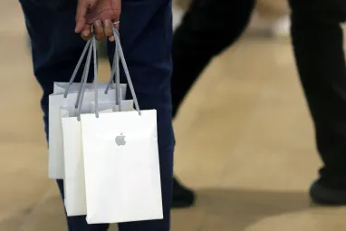 Apple запускає оренду iPhone, iPad та Mac із правом викупу — Bloomberg