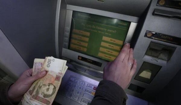НБУ відкриє доступ для налаштування банкоматів перед введенням купюри в 2000 грн — Мінфін