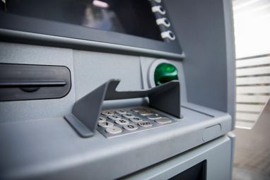 Банкомат «з’їв» гроші: основні причини та поради