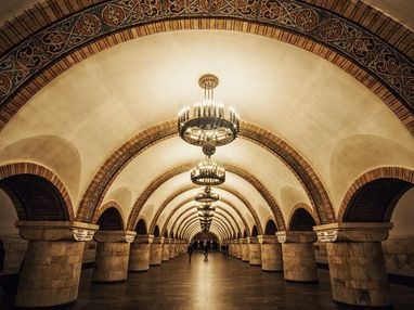 Метро Києва сформувало 97% збитків комунального транспорту у 2025 році